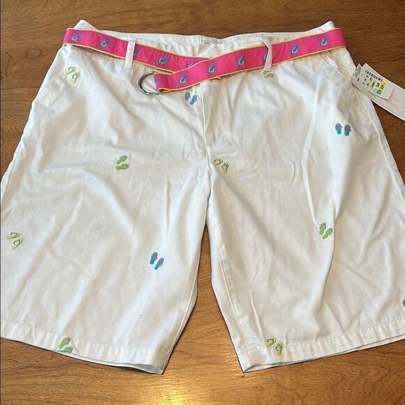NWT Bamboo Traders White Shorts with Flip Flop Accents - Picture 1 of 9